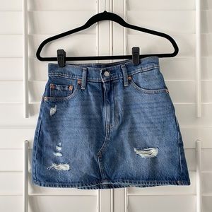 Levi’s Denim Skirt - size 26